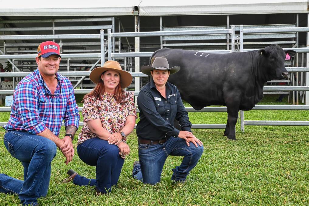 Wayne and Kellie Dobe of CPR Brangus, Ravenshoe purchased the Ultrablack record top female, Telpara Hills Miss Geddes 468S29, with Fiona Pearce of Telpara Hills Brangus and Ultrablacks. Picture by Brittany Pearce 
