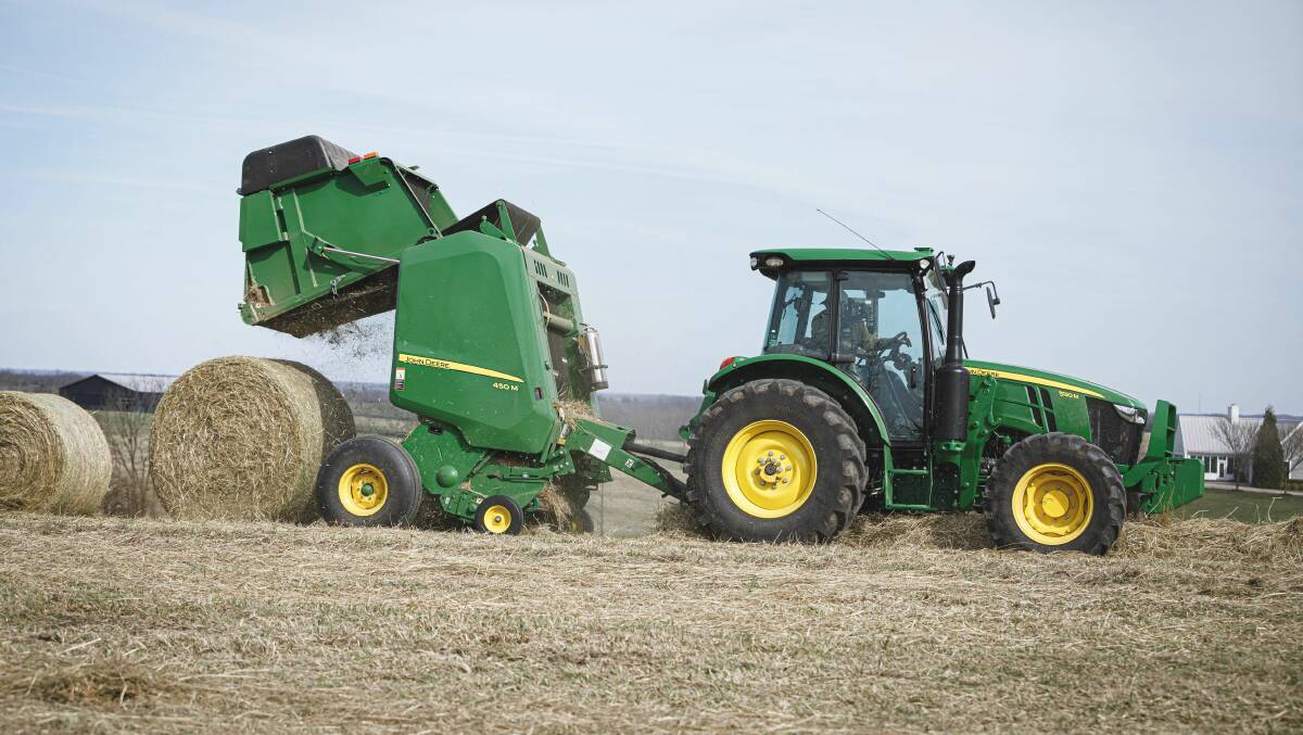 John Deeres 2023 5m Series Tractors Feature More Tech And Transmission Options Farm Weekly Wa