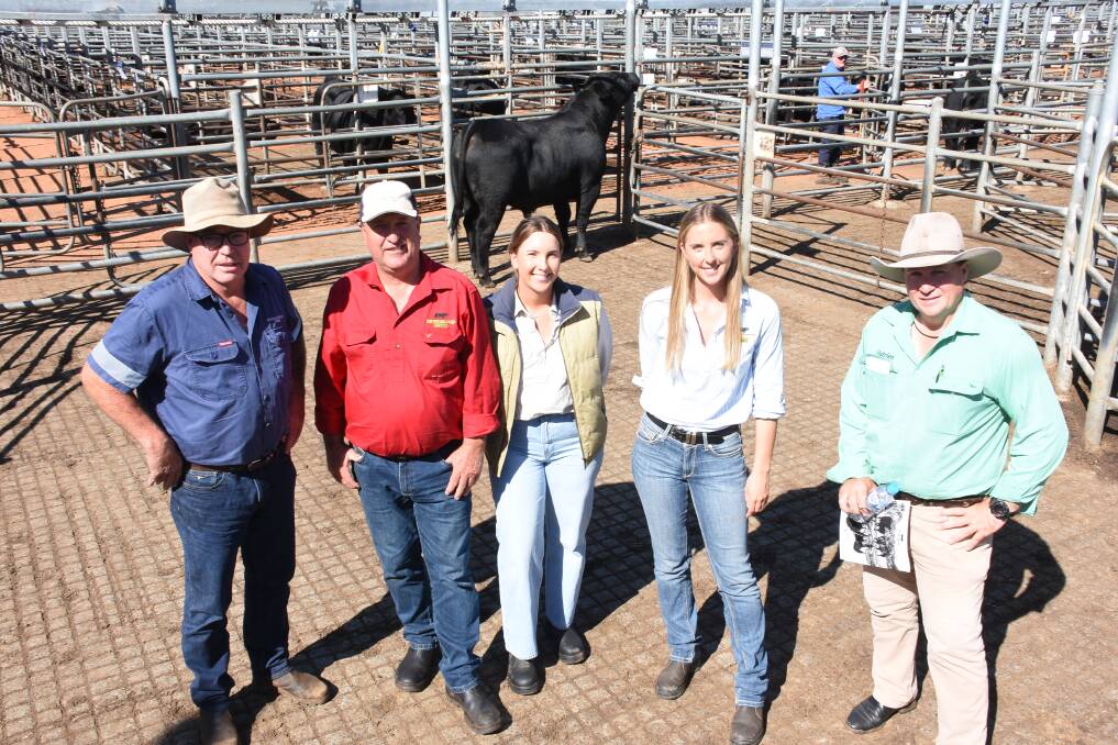 With the $28,000 second top price bull, Mordallup Lazarus T32, purchased by the Mouritz family, VR & ET Mouritz, Hyden, were Vern Mouritz (left), Mordallups Mark, Bec and Diana Muir and Nutrien Livestock, Bridgetown agent Ben Cooper.
