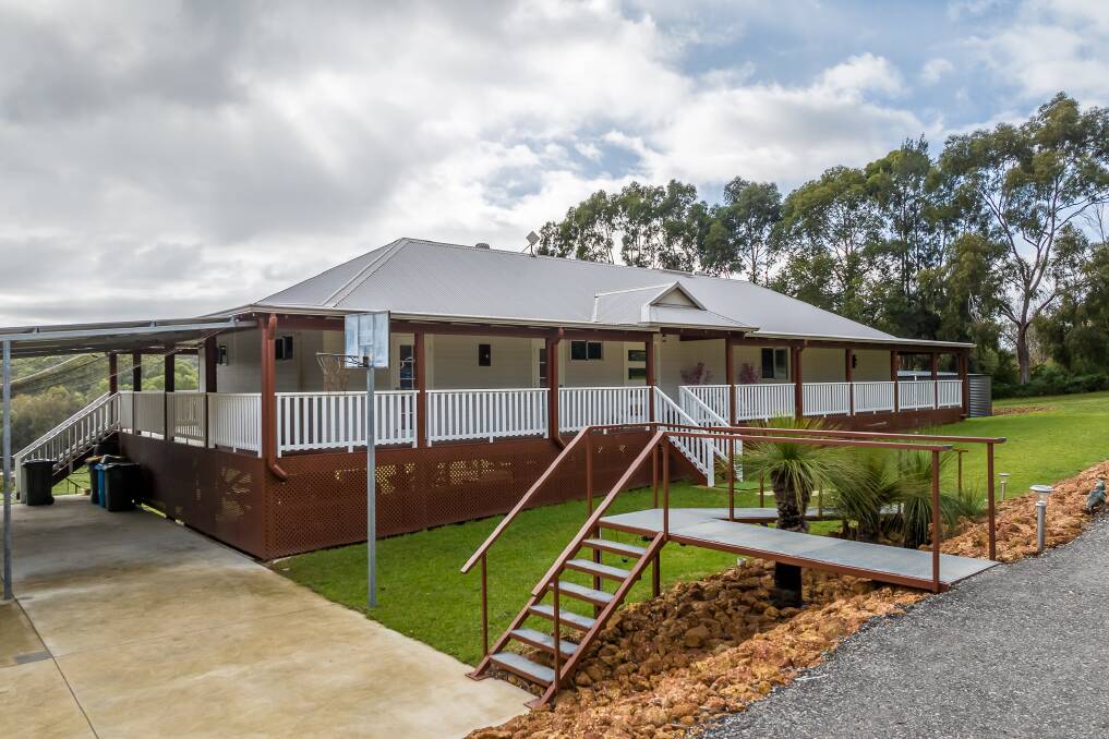Views and a whole lot more at this Gidgegannup property.